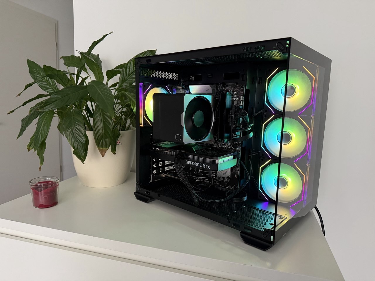 Ryzen 7 7800X3D / RTX 4060 / 32GB DDR5 / 1TB NVMe